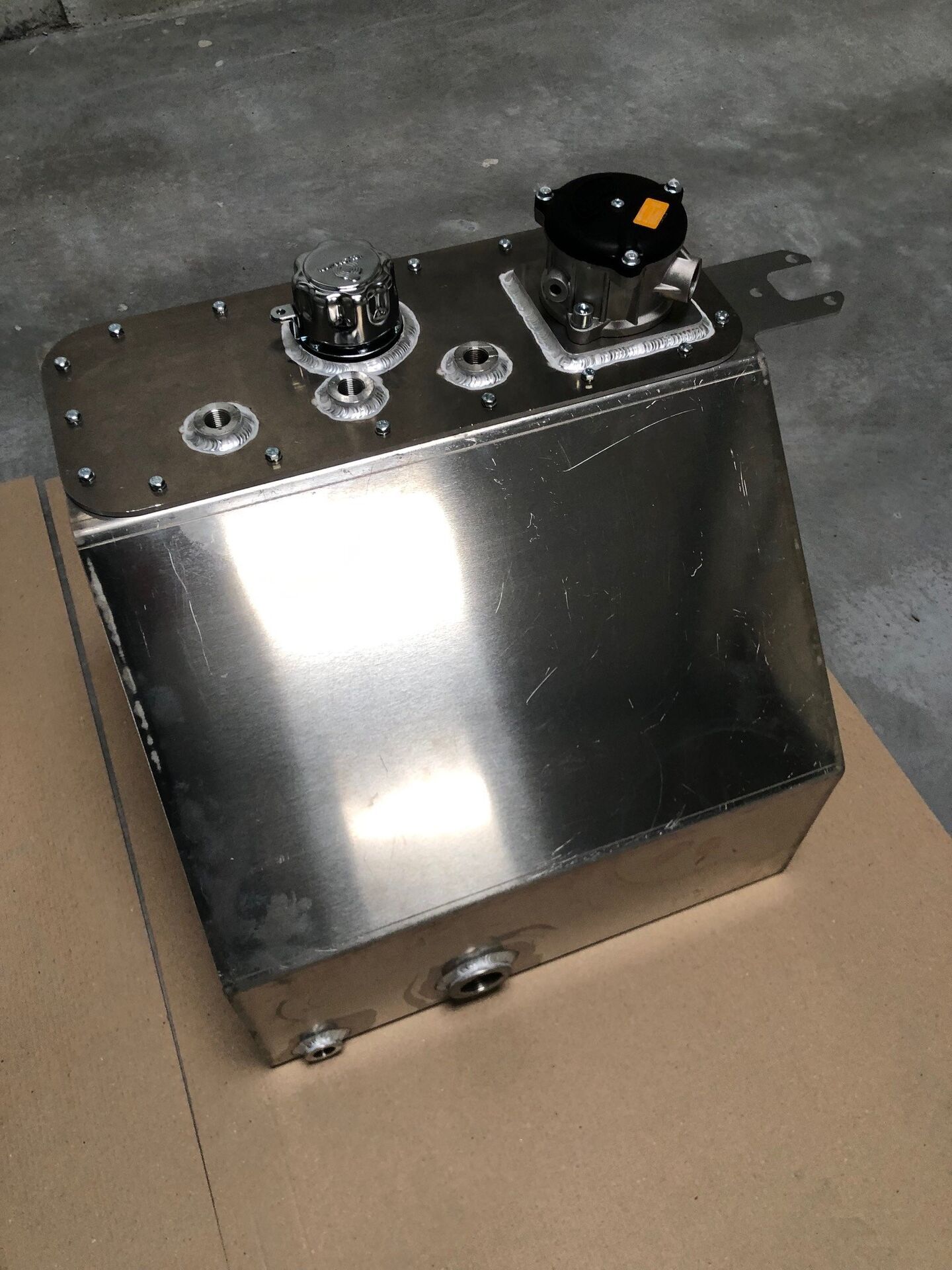 Réservoir inox et aluminium - Mimault